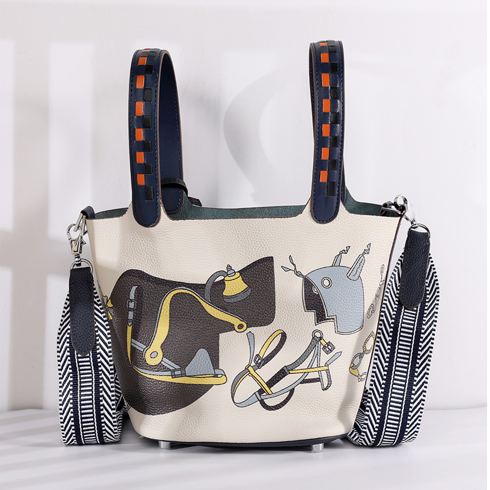 Handtasche mit Kunst-Design ⎜ Rindleder-Tasche mit Verstellbarem Schulterriemen und Stilvollem Muster