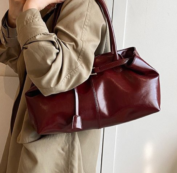 Schultertasche für Damen ⎜ Elegante Handtasche aus Leder mit Gürtel-Design für Herbst und Winter