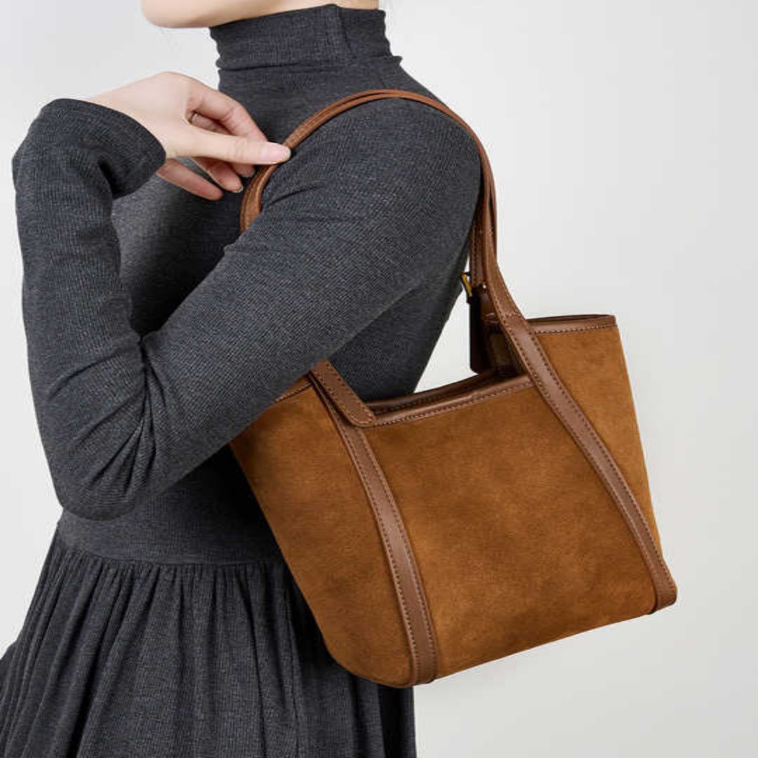 Handtasche für Damen ⎜ Geräumige Retro Schultertasche mit Wildleder-Optik für Alltag und Freizeit