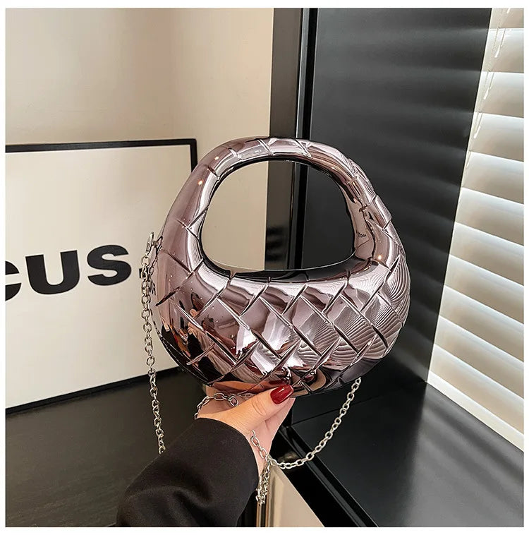 Elegante Dumpling Bag für Damen ⎜ Glänzende Henkeltasche mit Rhombus-Muster für besondere Anlässe