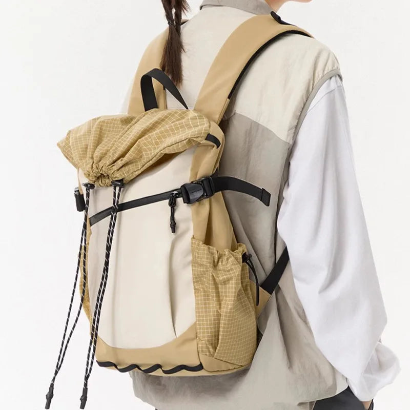 Rucksack für Damen und Herren ⎜ Leichter Tagesrucksack mit großem Stauraum für Reise und Alltag