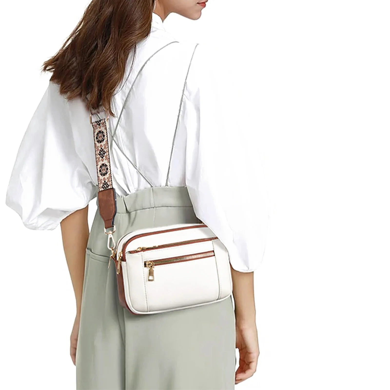Umhängetasche für Damen ⎜ Kompakte Crossbody Tasche mit mehreren Reißverschlussfächern und breitem Ethno-Riemen
