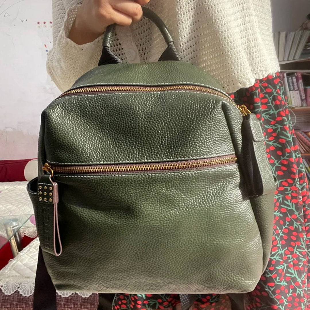 Damen Rucksack für Reisen ⎜ Schlichter Freizeitrucksack mit Reißverschlussfach und verstellbaren Trägern