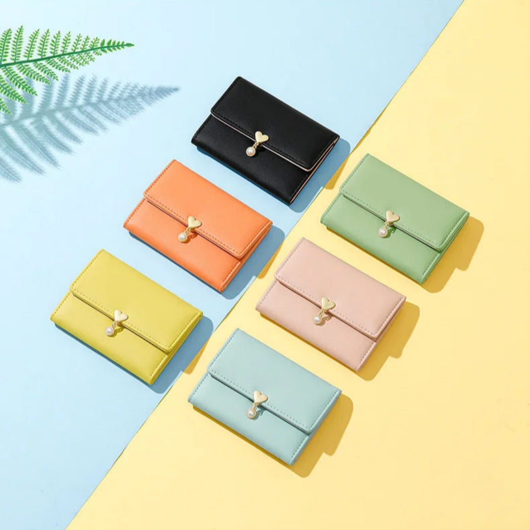 Mini Geldbörse für Damen ⎜ Kompakte Tri-Fold Brieftasche mit Herzverschluss und stilvollem Design
