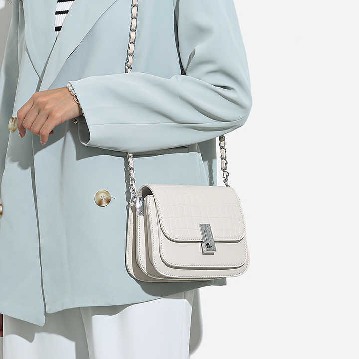 Schultertasche für Damen ⎜ Elegante Kettentasche mit Krokoprägung für stilvolle Auftritte und besondere Anlässe