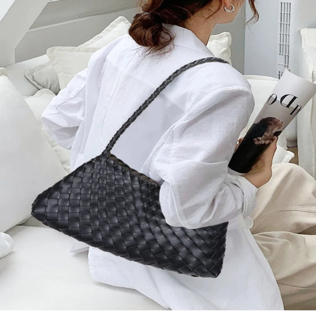 Schultertasche für Damen ⎜ Geflochtene Ledertasche im Beutelstil mit Kordelzug für stilvolle Outfits