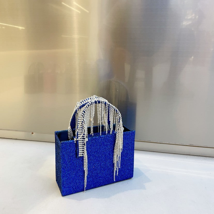 Handtasche für Damen ⎜ Glänzende Abendtasche mit Strassfransen und fester Form für festliche Anlässe