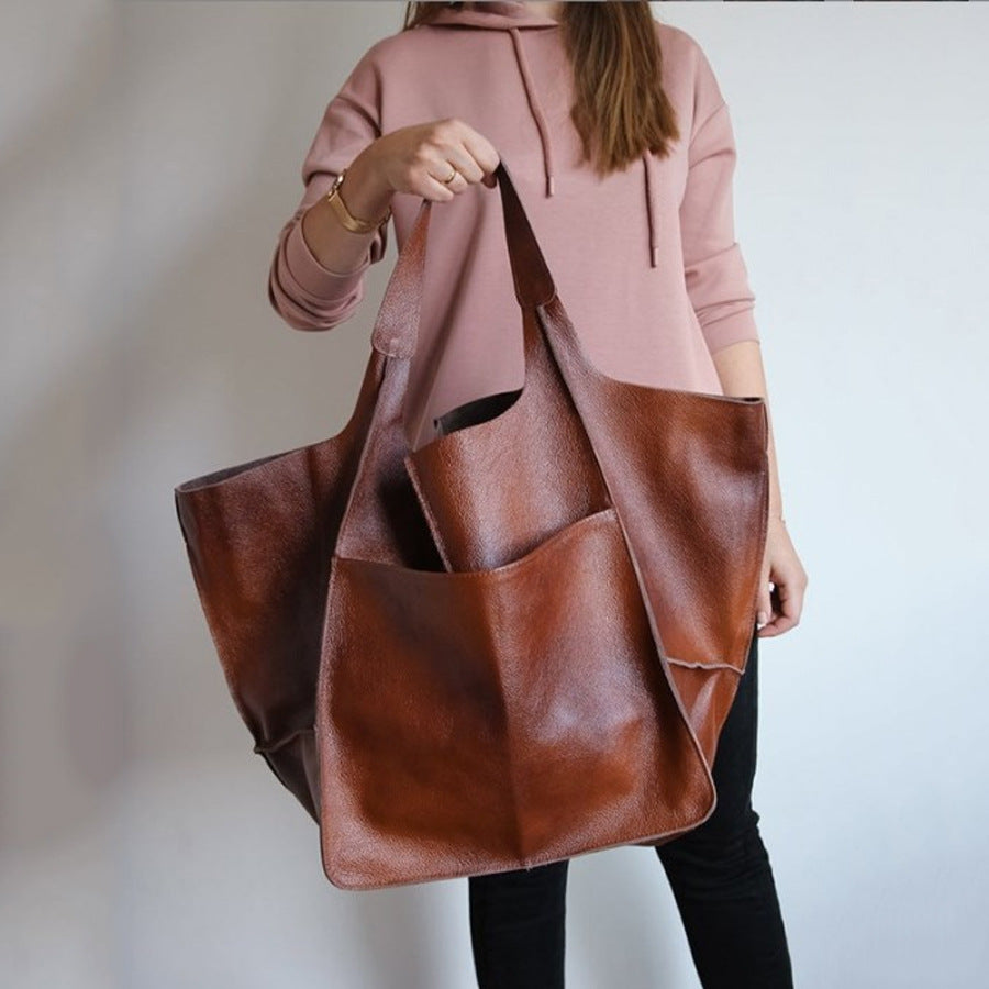 Handtasche für Damen ⎜ Modische Schultertasche aus weichem Leder mit großem Stauraum für Alltag und Reisen