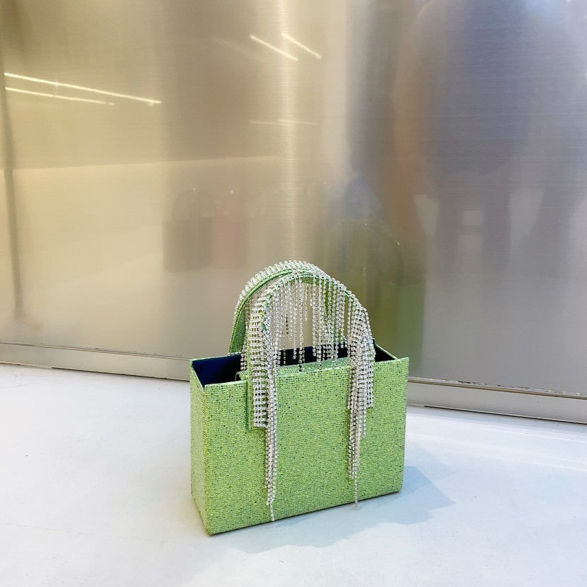 Handtasche für Damen ⎜ Glänzende Abendtasche mit Strassfransen und fester Form für festliche Anlässe