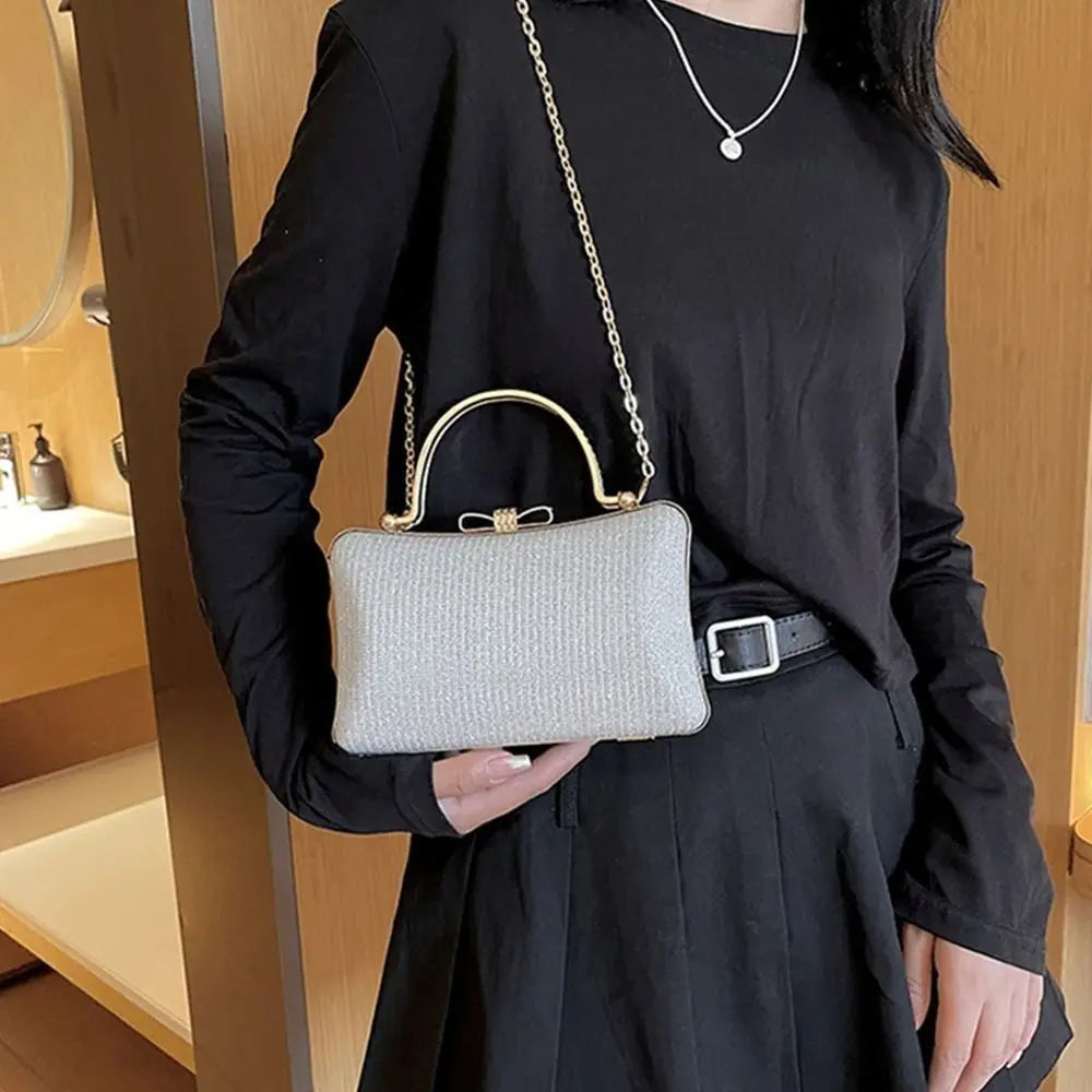 Abendtasche für Damen ⎜ Elegante Clutch mit Glitzer-Design und Kettenträger für festliche Anlässe