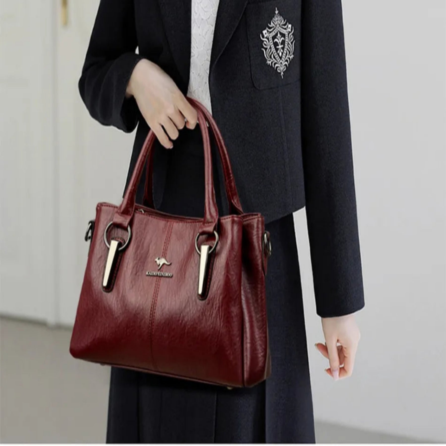 Handtasche für Damen ⎜ Geräumiges Design mit Tragegriff und Schulterriemen