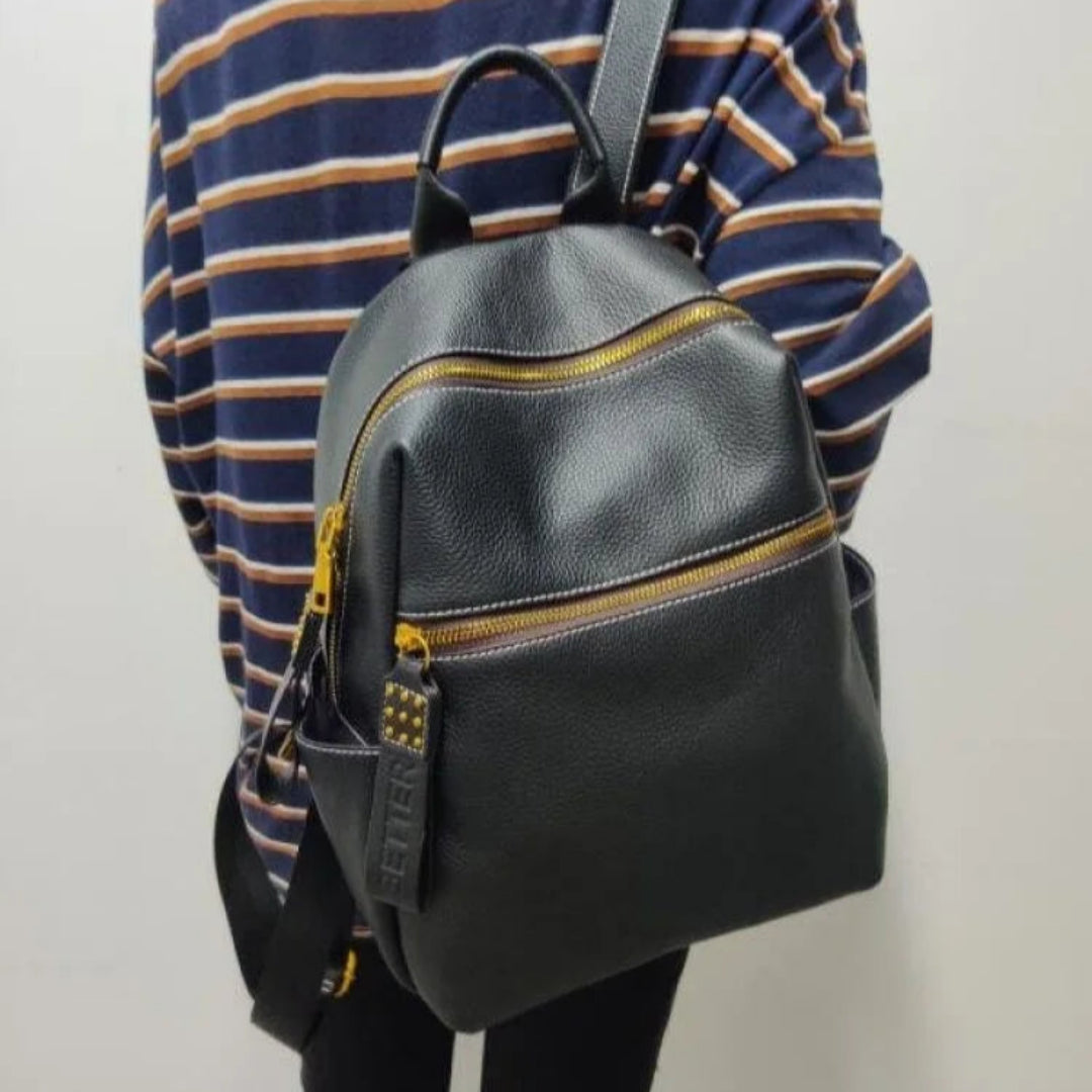 Damen Rucksack für Reisen ⎜ Schlichter Freizeitrucksack mit Reißverschlussfach und verstellbaren Trägern