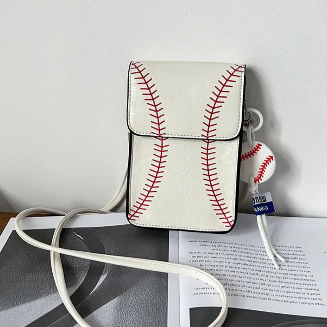 Damen Umhängetasche ⎜ Sportliche Baseball-Optik mit praktischem Münzanhänger und kompakter Größe