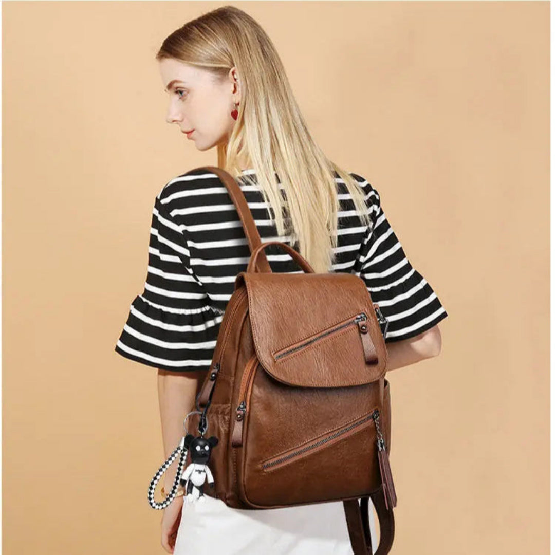 Damen Rucksack aus Kunstleder ⎜ Modischer Cityrucksack mit Reißverschlüssen für Alltag und Freizeit