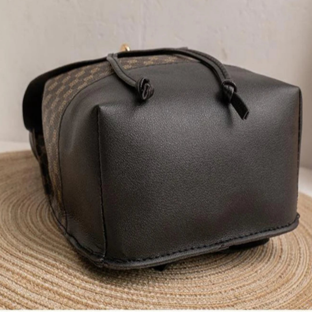 Damen Rucksack ⎜ Moderner Retro-Stil mit praktischem Kordelzug und elegantem Verschluss