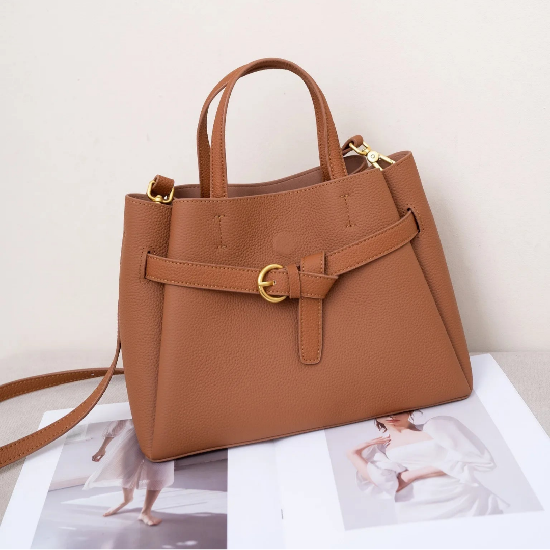 Handtasche aus Echtleder für Damen ⎜ Geräumige Alltagstasche mit Tragegriff und stilvoller Gürtelschnalle