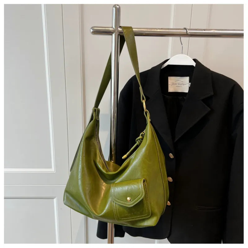 Schultertasche für Damen ⎜ Große Vintage-Umhängetasche aus Kunstleder mit Frontfach für Alltag und Büro