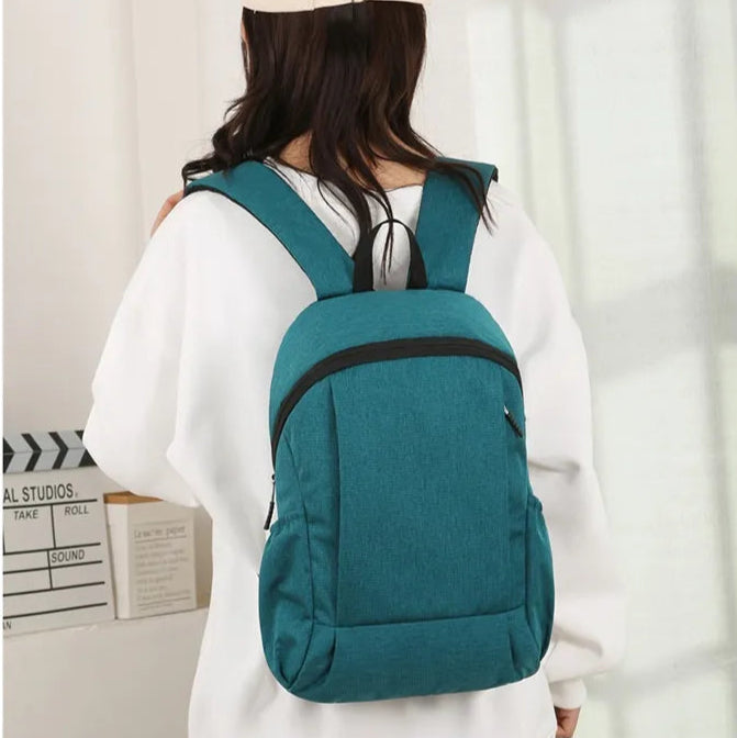 Outdoor Rucksack ⎜ Leichter wasserabweisender Freizeitrucksack mit viel Stauraum
