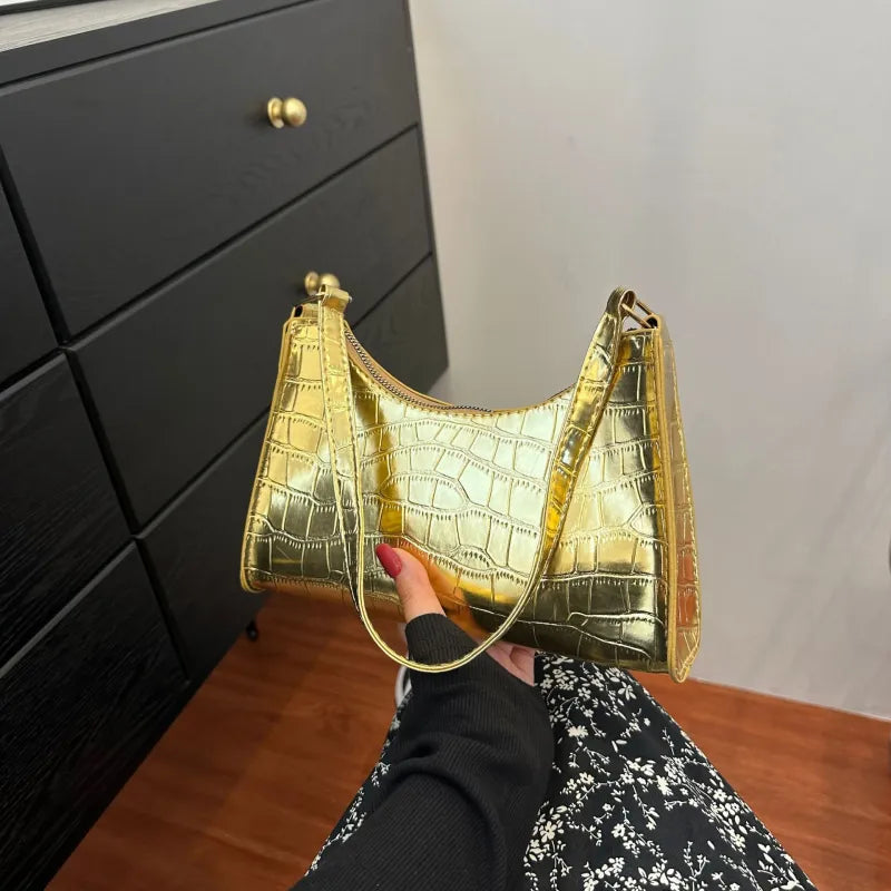 Prägte Schultertasche für Damen ⎜ Elegante Umhängetasche mit Kroko-Optik und Farbintensivem Design