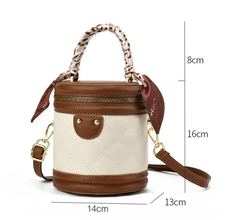 Handtasche für Damen ⎜ Modische Umhängetasche mit Zipper und verziertem Tragegriff