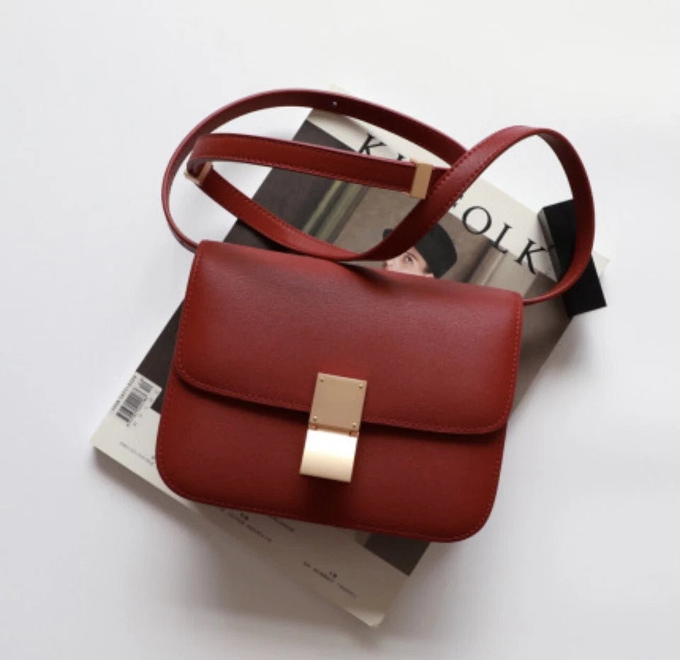 Retro Umhängetasche für Damen ⎜ Elegantes Design aus Leder mit goldener Schnalle und verstellbarem Träger